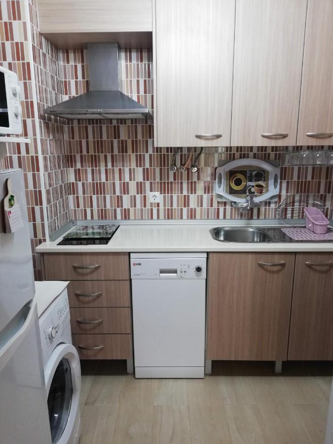 Apartamento Praia De Монте Гордо Екстериор снимка