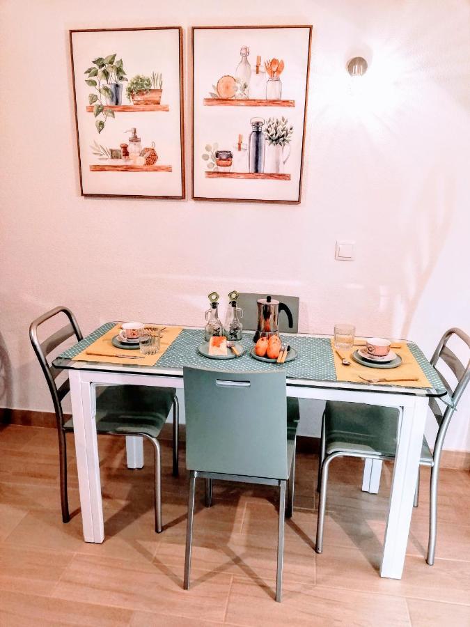 Apartamento Praia De Монте Гордо Екстериор снимка